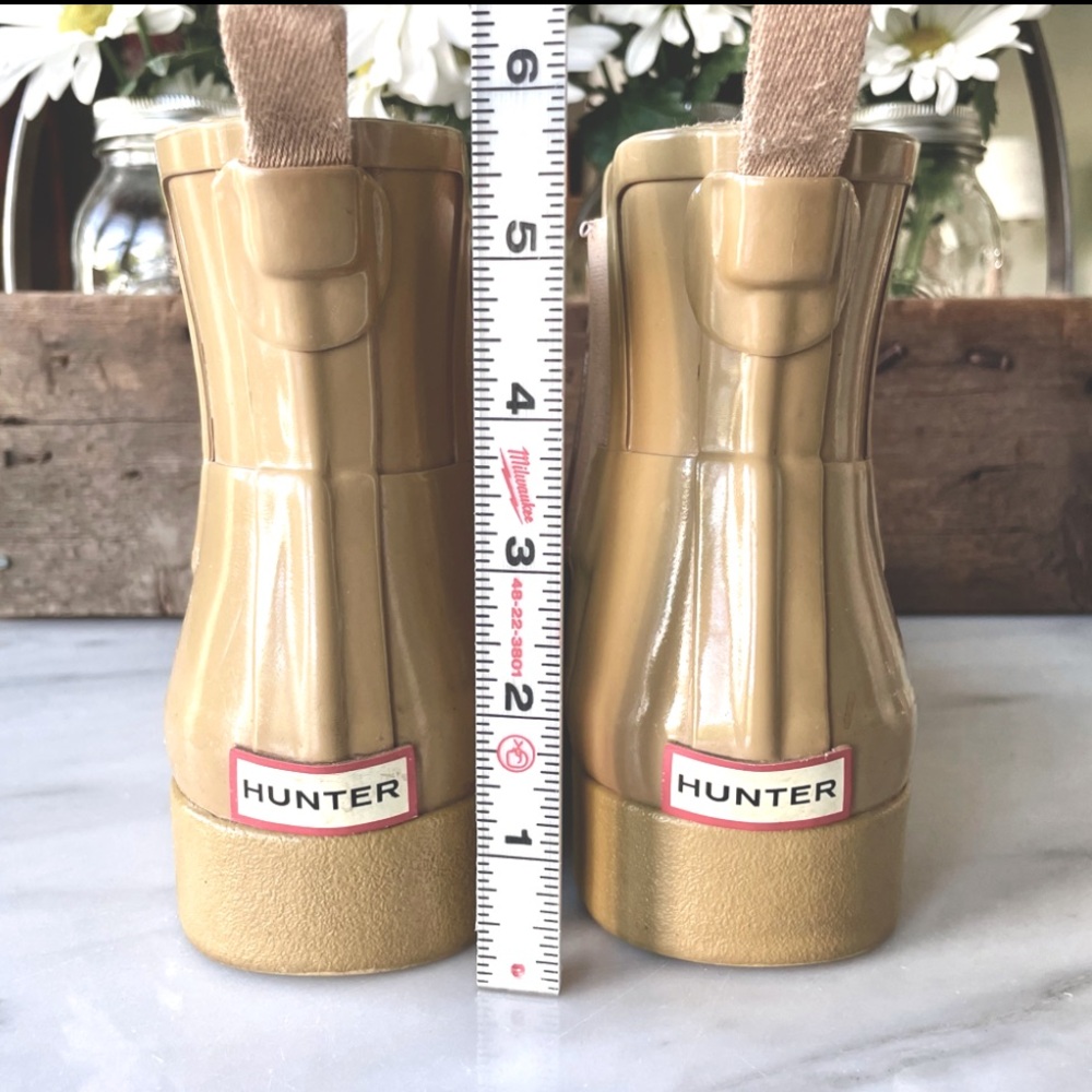 Hunter•Chelsea”Refined”Rubber Rain Boots•US 7•Retired Khaki•Slip-On•Gently Loved - Picture 11 of 14